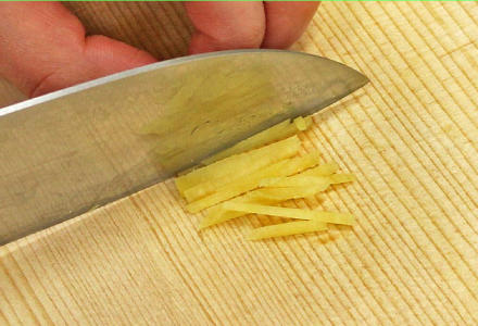 せん切り、生姜2