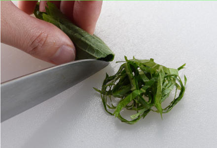 せん切り、青じその葉1